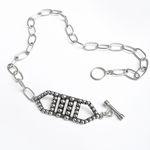 TIDAL NECKLACE