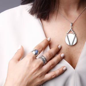 MOONBEAM NECKLACE