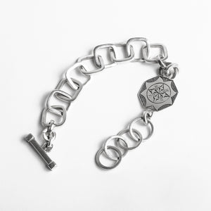 
                
                    Load image into Gallery viewer, Amazigh Rosette Chain BRACELET
                
            