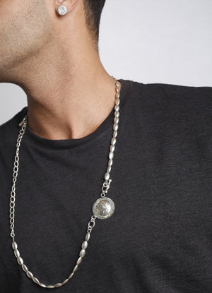 
                
                    Load image into Gallery viewer, Amazigh Medaillon Coffee Chain NECKLACE
                
            